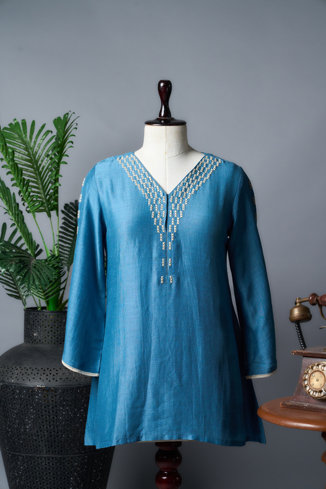 Blue Katha Linen Kurti